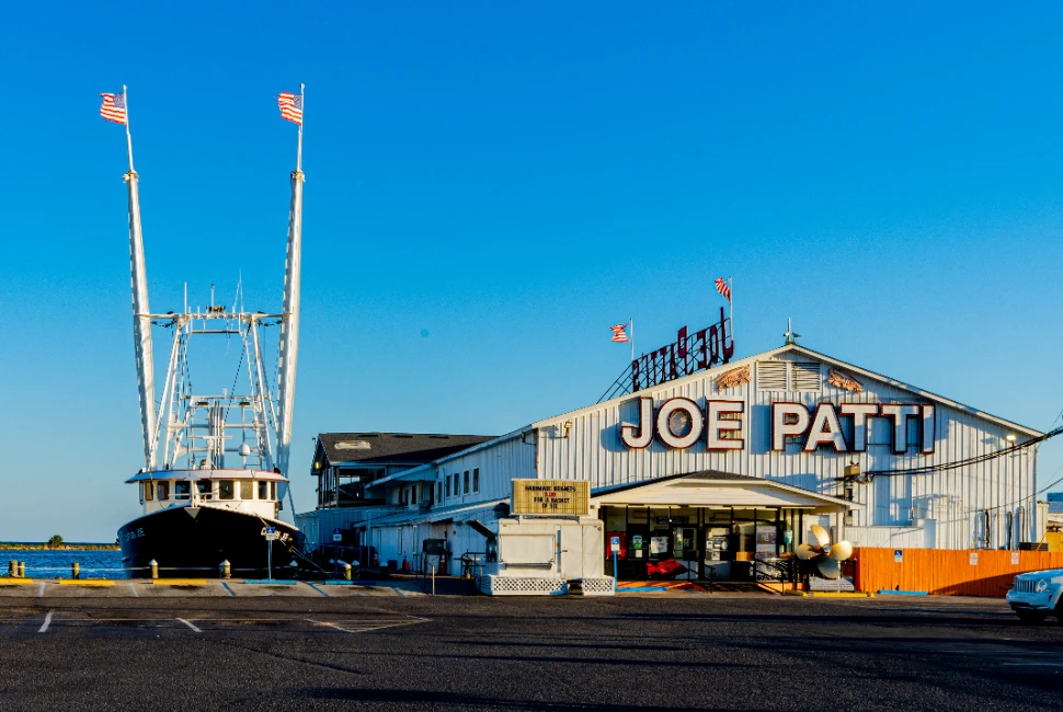 Taste the Flavor of Pensacola: Where to Eat for a Culinary Delight